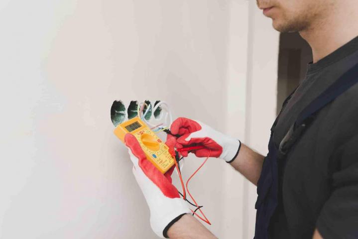 Électricien à Agen